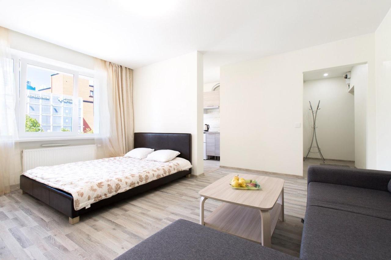 Sunny Apartment Near Bus Station Талин Екстериор снимка